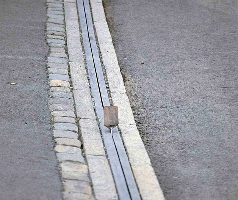 Illustration for article titled Norwegian Bicycle Lift Proves Europeans are Just as Lazy